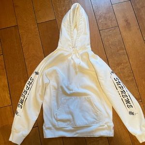 Supreme hoodie